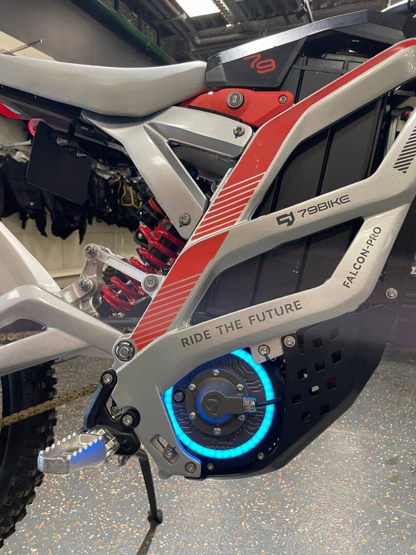 Электромотоцикл 79BIKE Falcon Pro — изображение 3