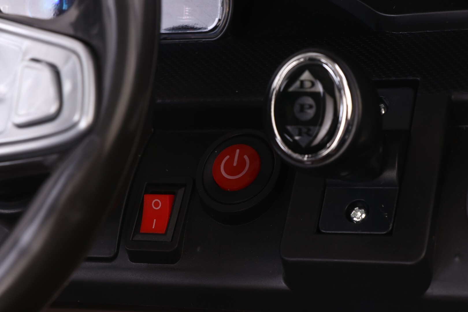 Детский электромобиль Aston Martin FLSeat — изображение 40
