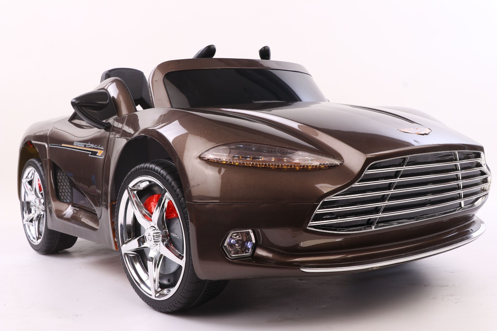 Детский электромобиль Aston Martin FLSeat — изображение 23
