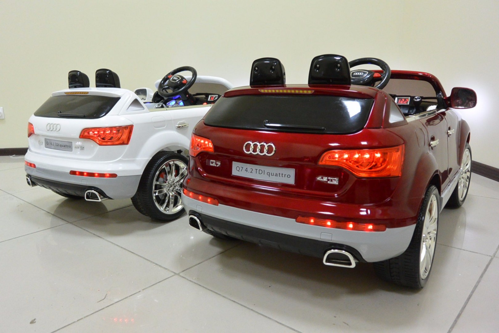 Детский электромобиль AUDI Q7