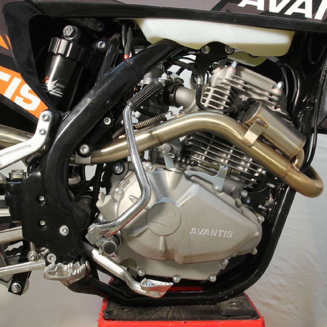 Мотоцикл AVANTIS ENDURO 250 CARB (PR250/172FMM-5 DESIGN KT ЧЕРНЫЙ) KKE С ПТС — изображение 6