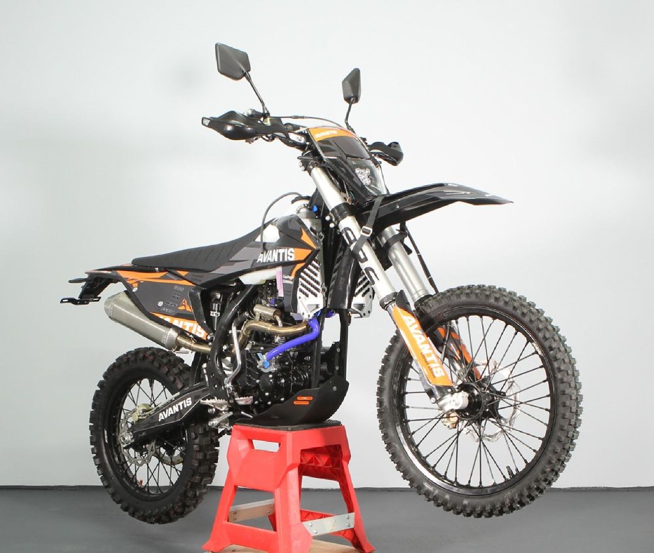 Мотоцикл Avantis Enduro 300 Carb PRO Exclusive (CBS300/174MN-3 Design KTM черный) ARS ПТС