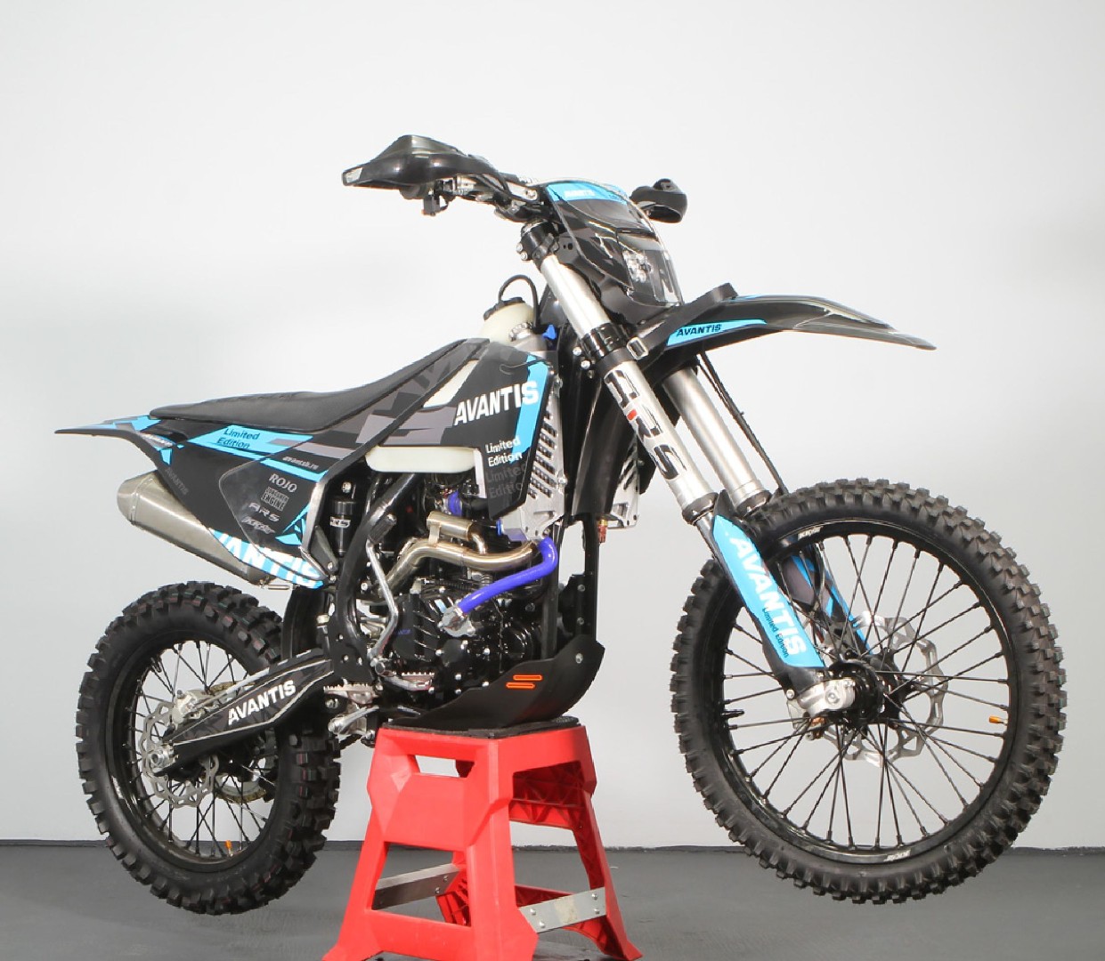 Мотоцикл Avantis Enduro 300 PRO Carb FCR Exclusive ARS (CBS300/174MN-3 Design HS черный)