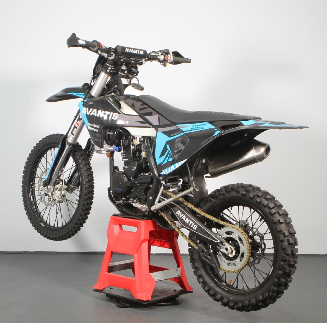 Мотоцикл Avantis Enduro 300 PRO Carb FCR Exclusive ARS (CBS300/174MN-3 Design HS черный) — изображение 4
