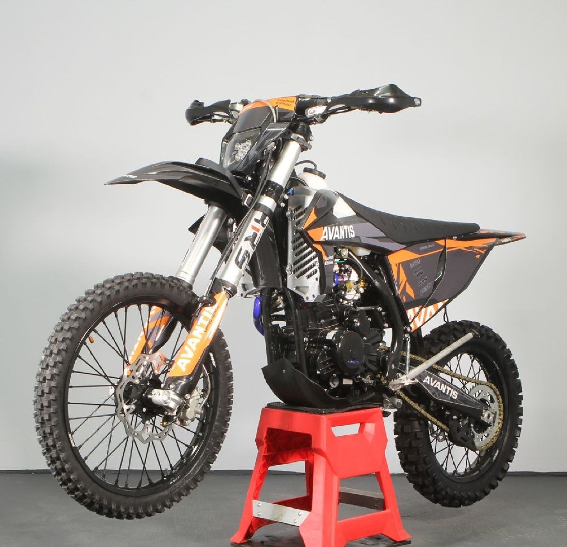 Мотоцикл Avantis Enduro 300 PRO Carb FCR Exclusive (NC300-S/182MM) ARS (2022) Design KTM с ПТС