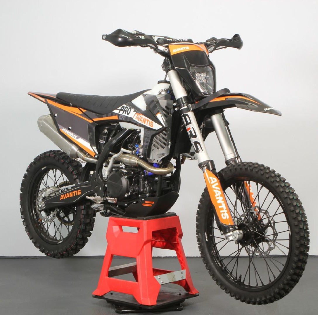 Мотоцикл Avantis Enduro 300 PRO EFI Exclusive (NC300-S/182MM) ARS (2022) Design KTM