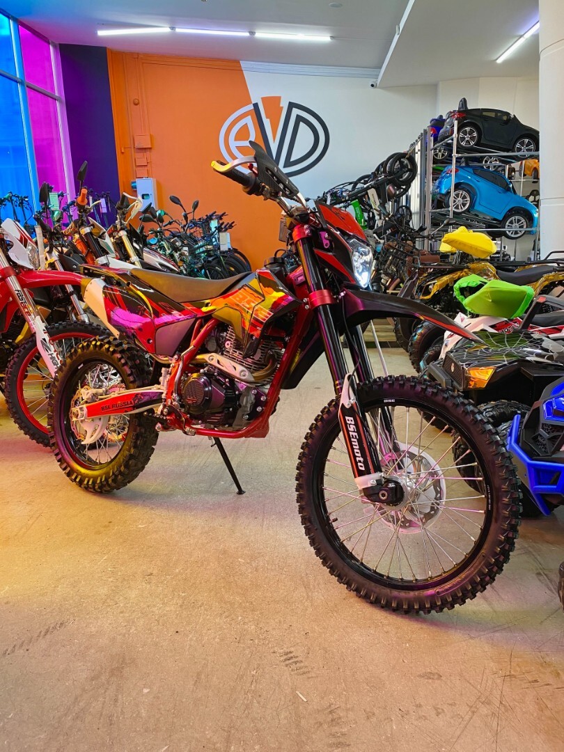 Мотоцикл BSE Z10