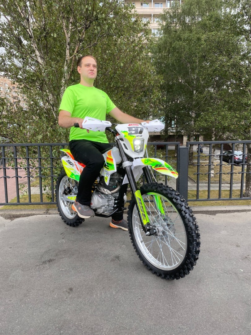 Мотоцикл BSE Z2 21/18