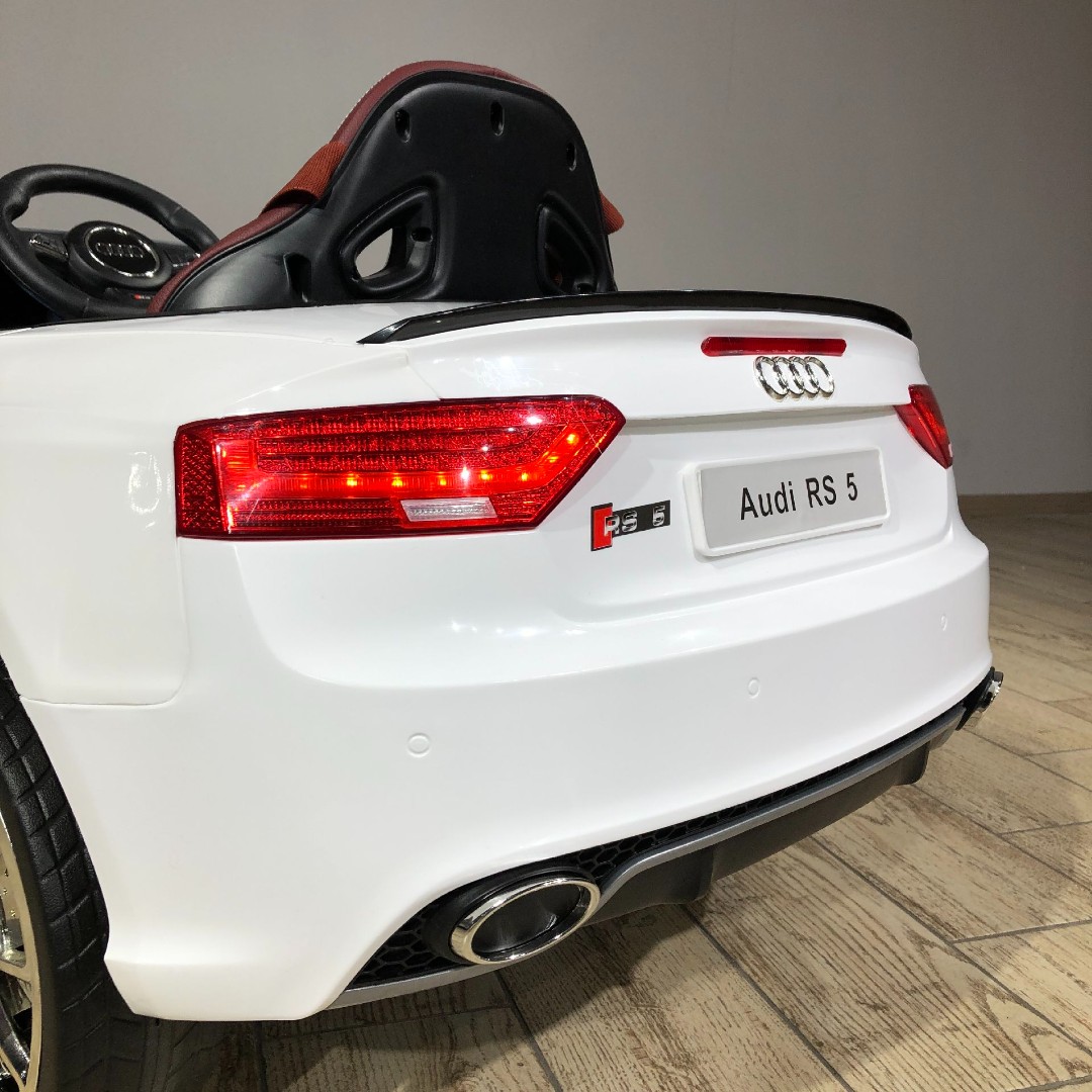 Детский электромобиль Audi Rs 5 — изображение 7