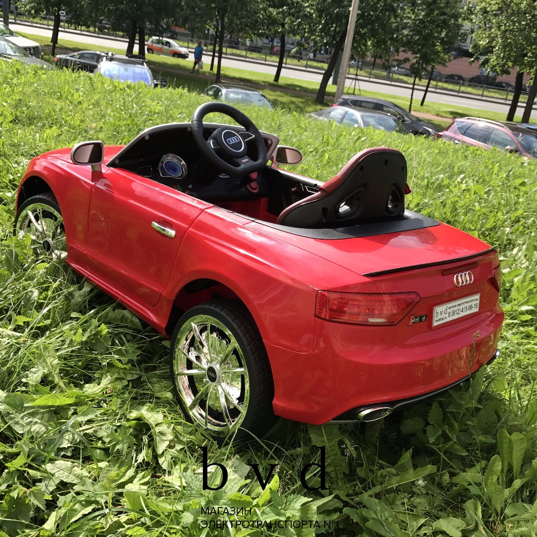 Детский электромобиль Audi Rs 5 — изображение 42