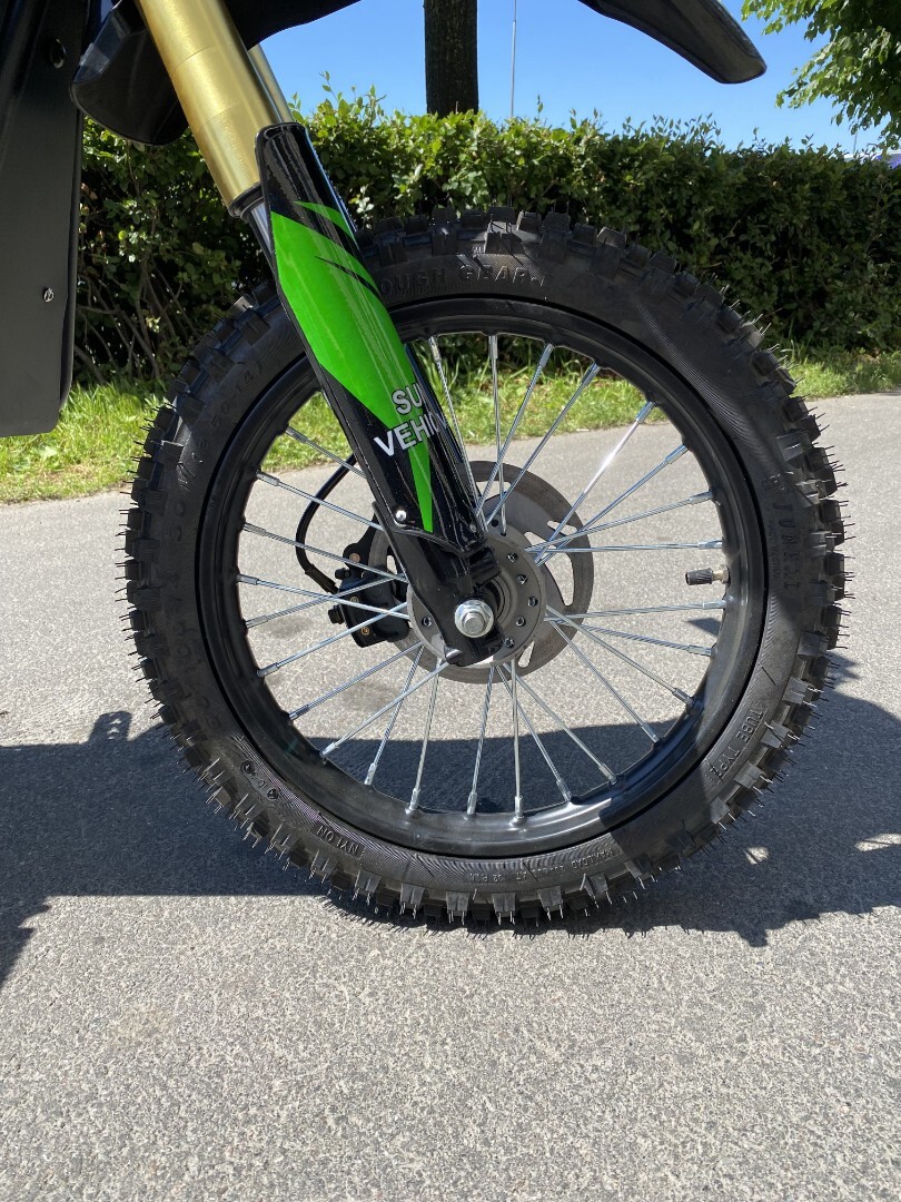 Детский электромотоцикл GreenCamel Питбайк DB500, 48V 1500W R14/R12 — изображение 7