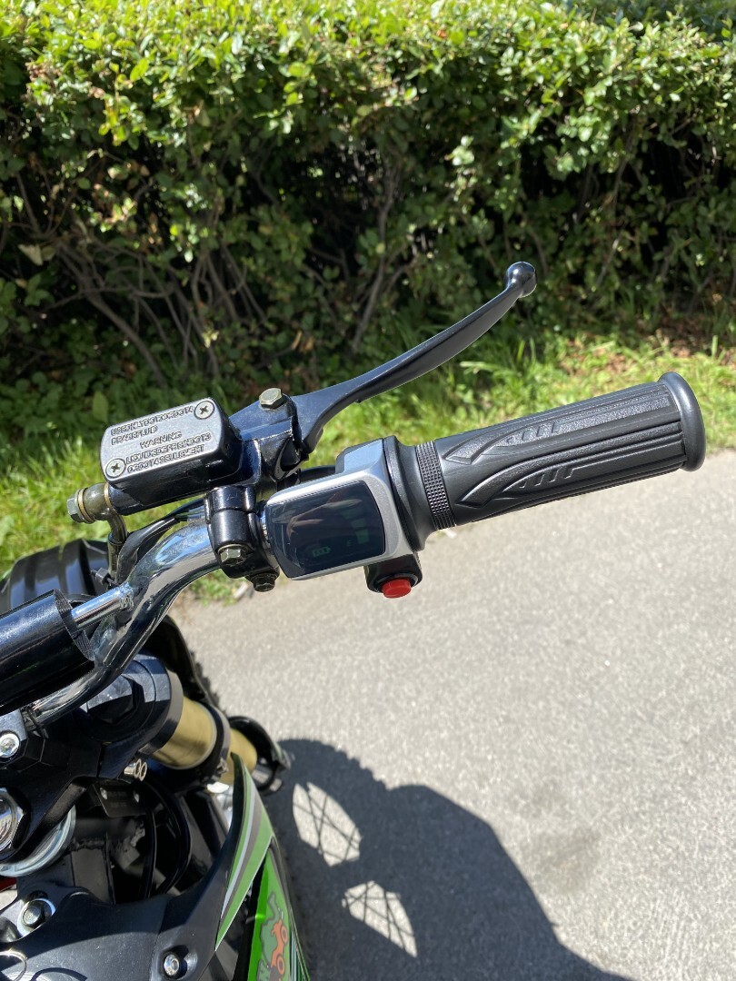 Детский электромотоцикл GreenCamel Питбайк DB500, 48V 1500W R14/R12 — изображение 12