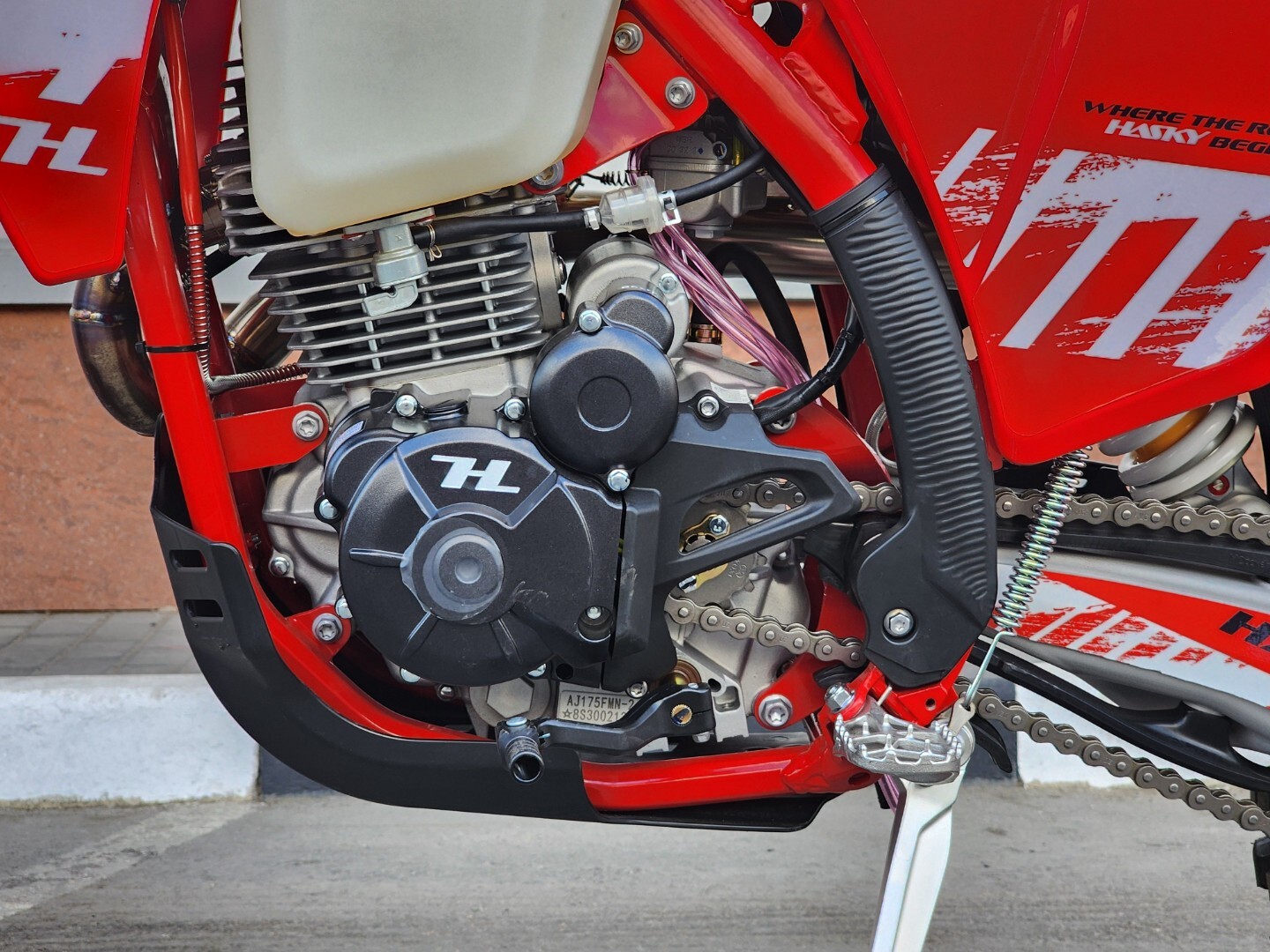 Мотоцикл Hasky A10 Ride CB300 RL — изображение 15