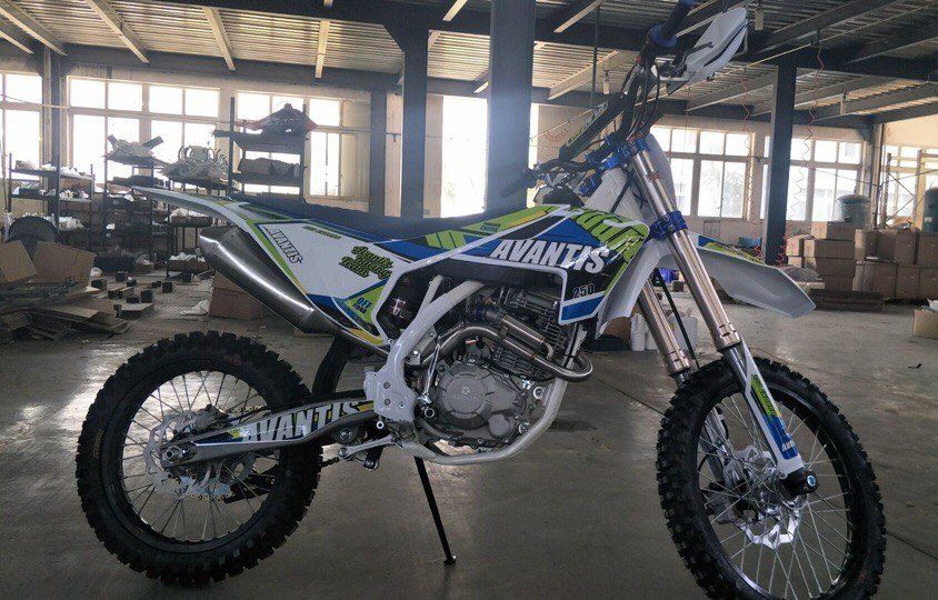 Мотоцикл Avantis ENDURO 450 PRO/EFI (DESIGN HS 2018)