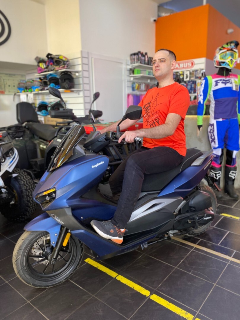 Скутер Regulmoto GRIDO (LJ175T-18)