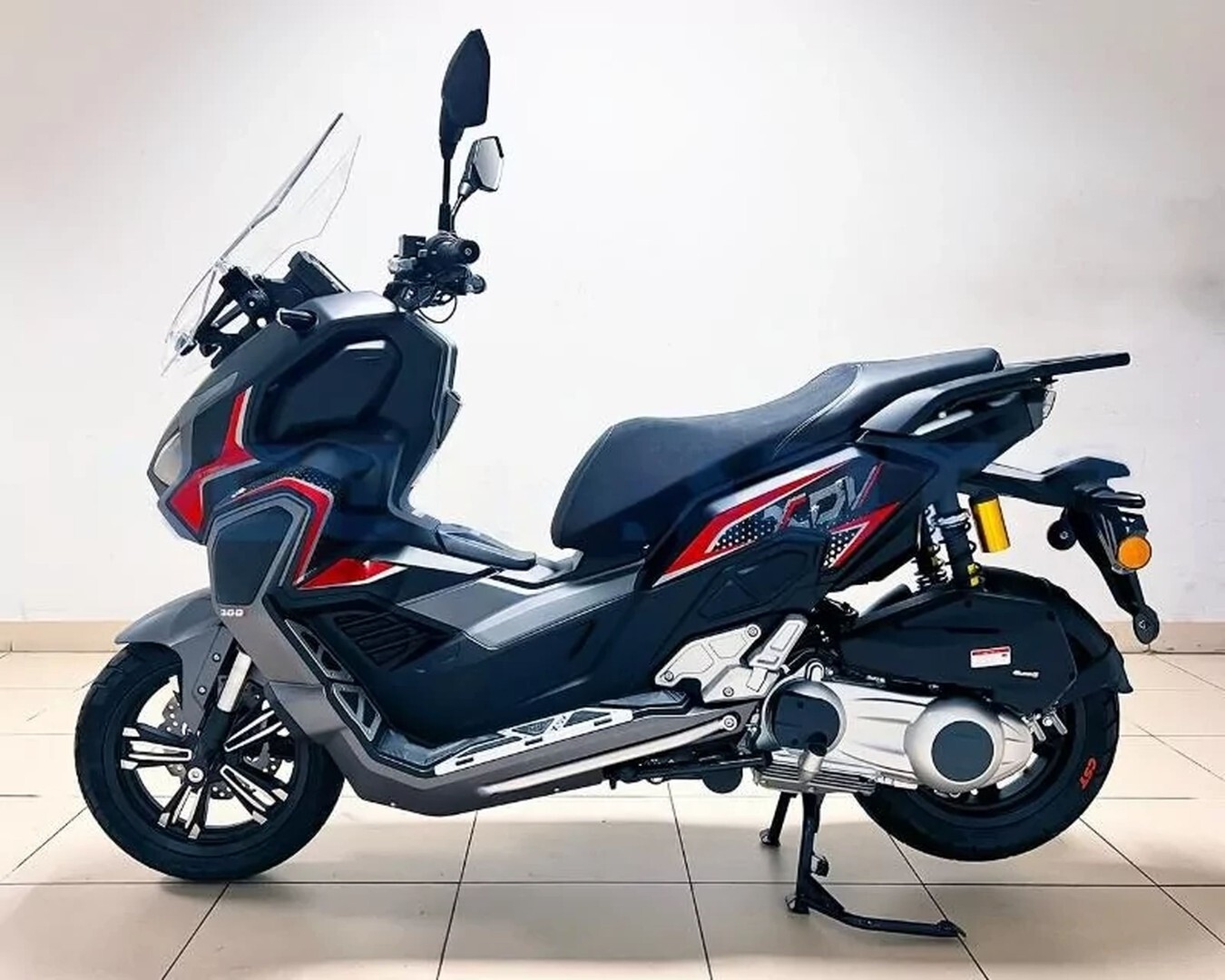 Скутер Regulmoto XDV 300CC 4T (LJ300T-18) EFI с ПТС — изображение 5