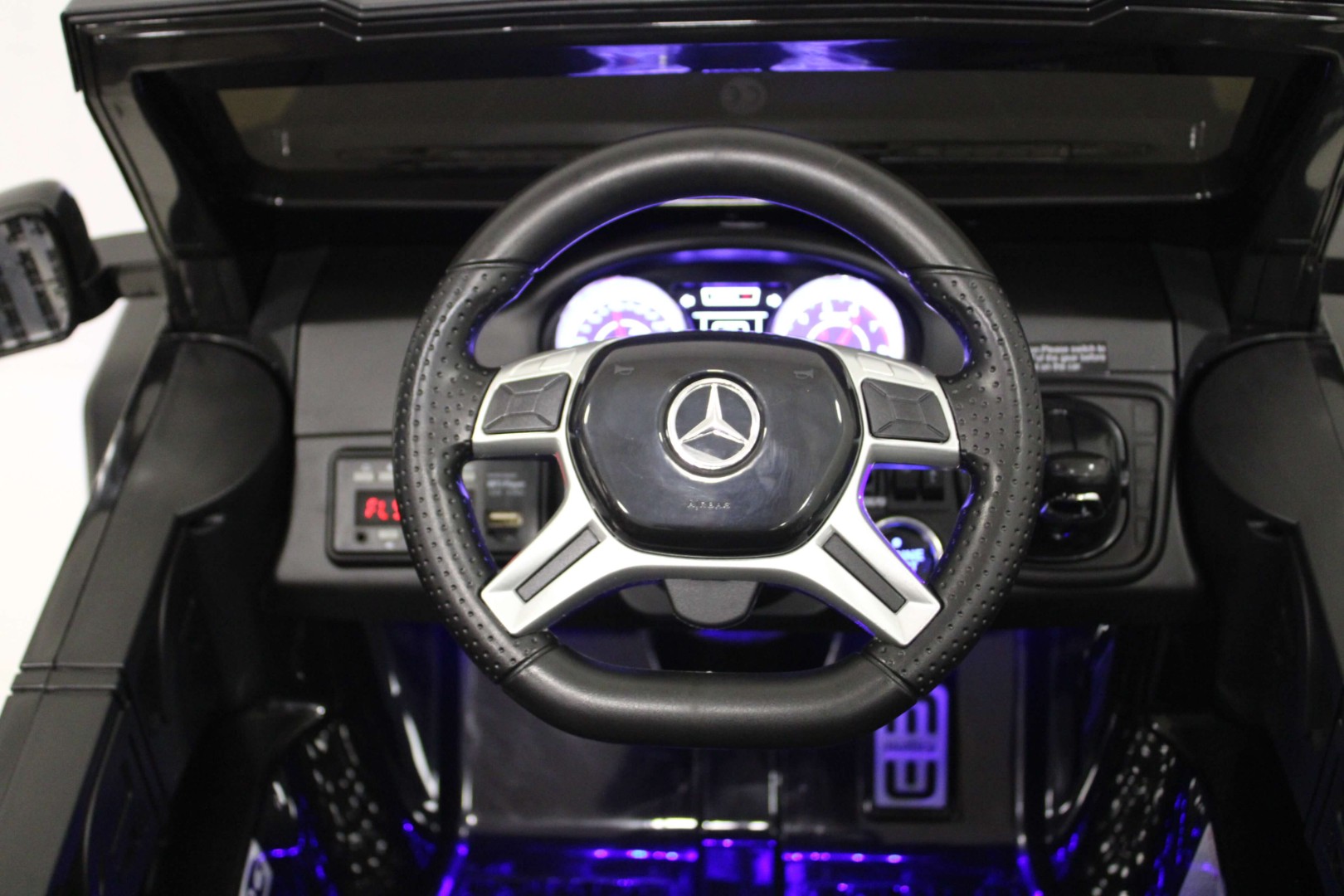 Детский электромобиль Mercedes-Benz G63 AMG 4WD A006AA — изображение 28