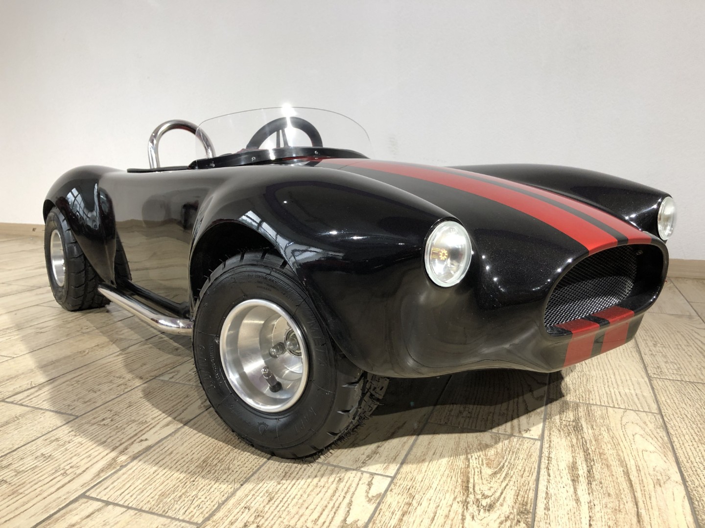 Детский электромобиль Shelby Cobra mini