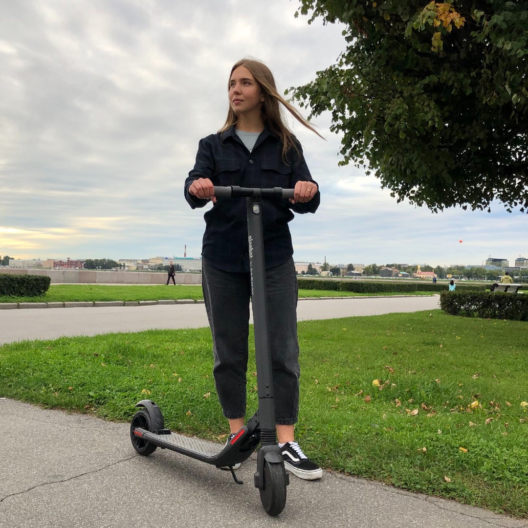 Электросамокат Ninebot Kickscooter ES2
