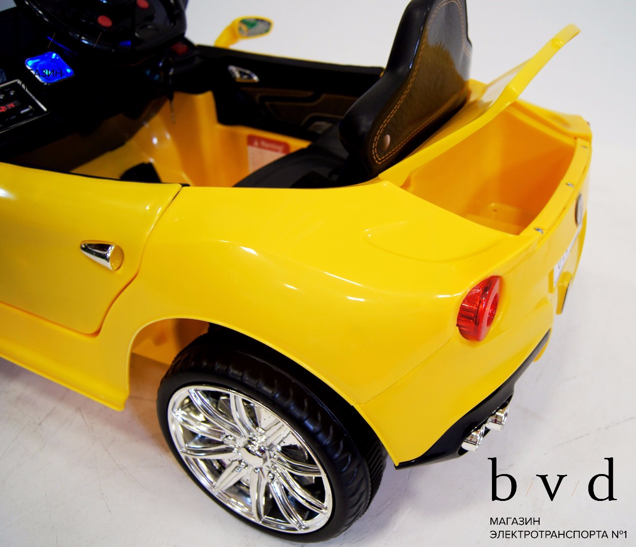 Детский электромобиль Ferrari O222OO — изображение 10