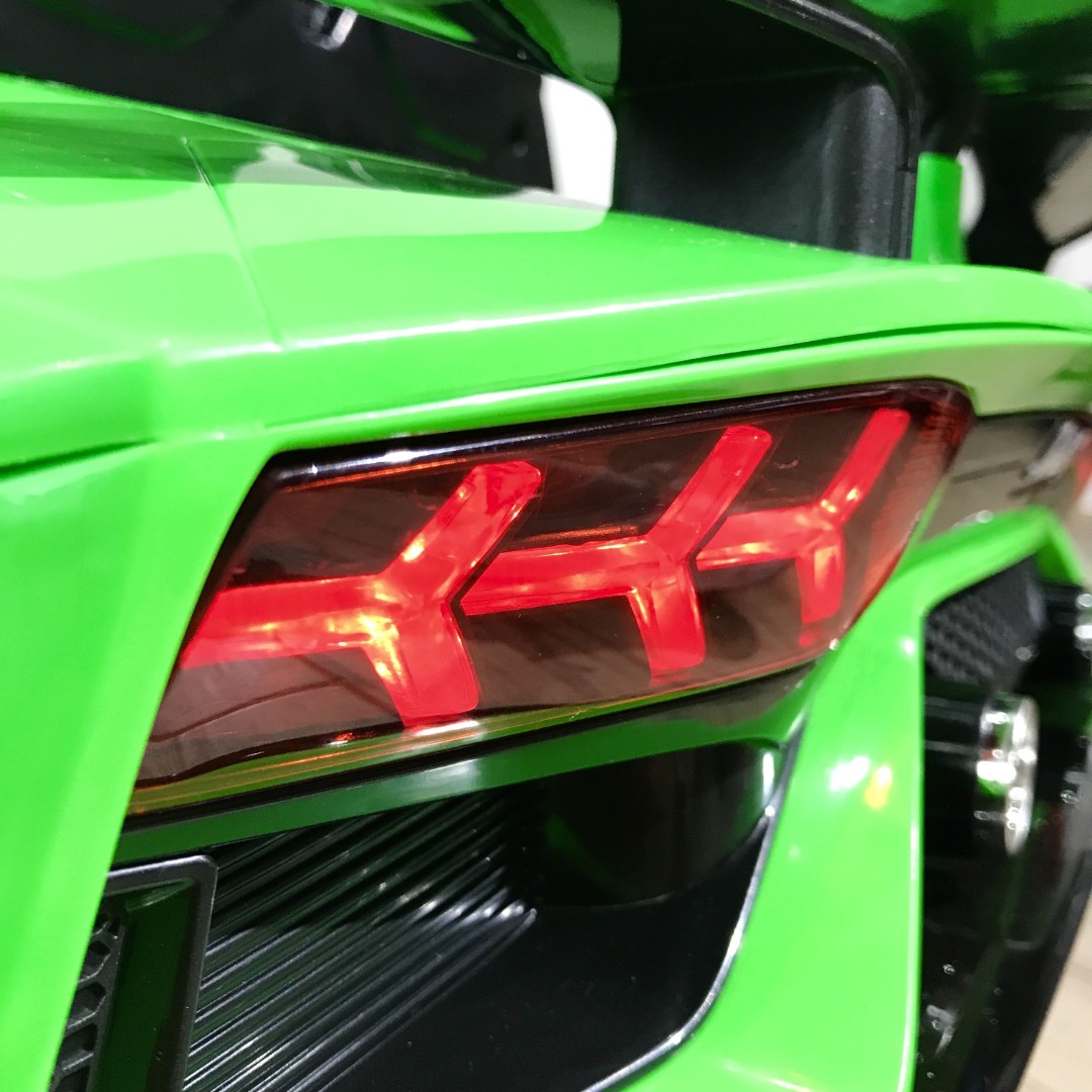 Детский электромобиль LAMBORGHINI AVENTADOR SVJ — изображение 12
