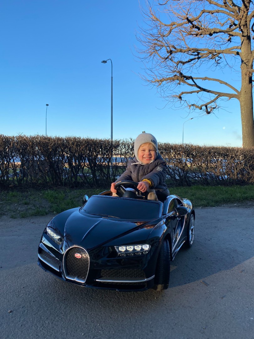 Детский электромобиль Bugatti Chiron HL318 — изображение 24