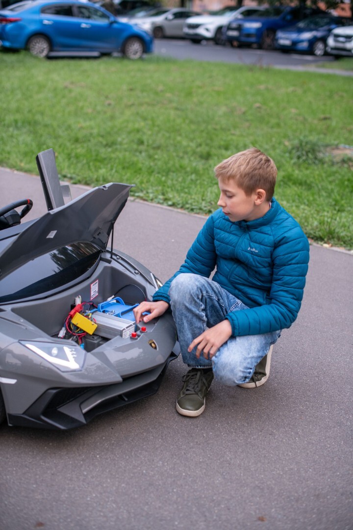 Детский электромобиль LAMBORGHINI AVENTADOR SV M777MM — изображение 10