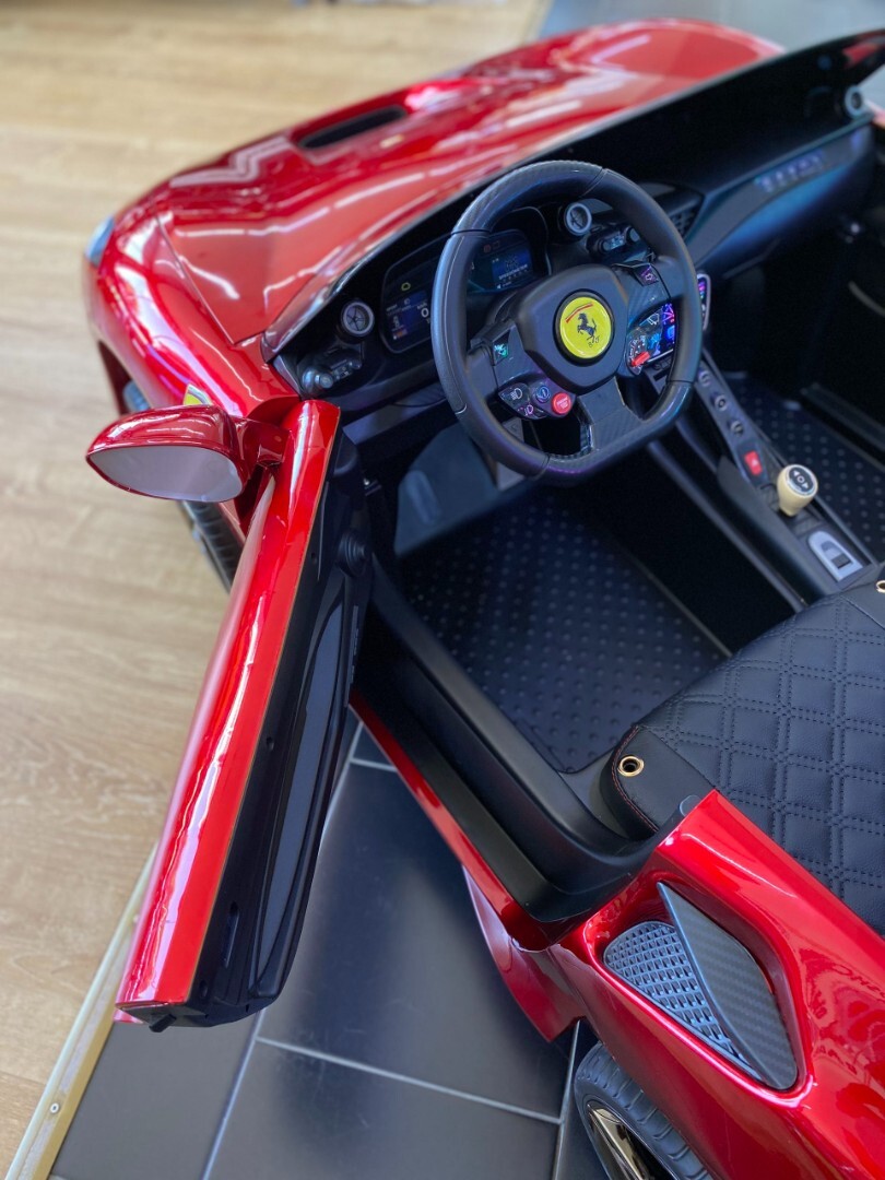Детский электромобиль Ferrari F111FF — изображение 10