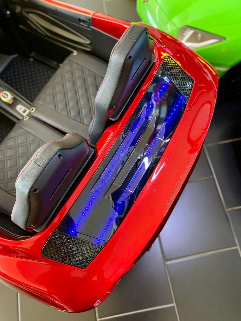 Детский электромобиль Ferrari F111FF — изображение 15