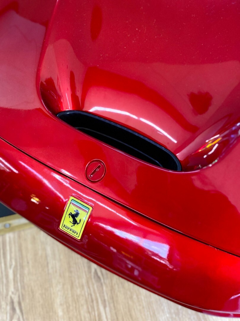 Детский электромобиль Ferrari F111FF — изображение 17