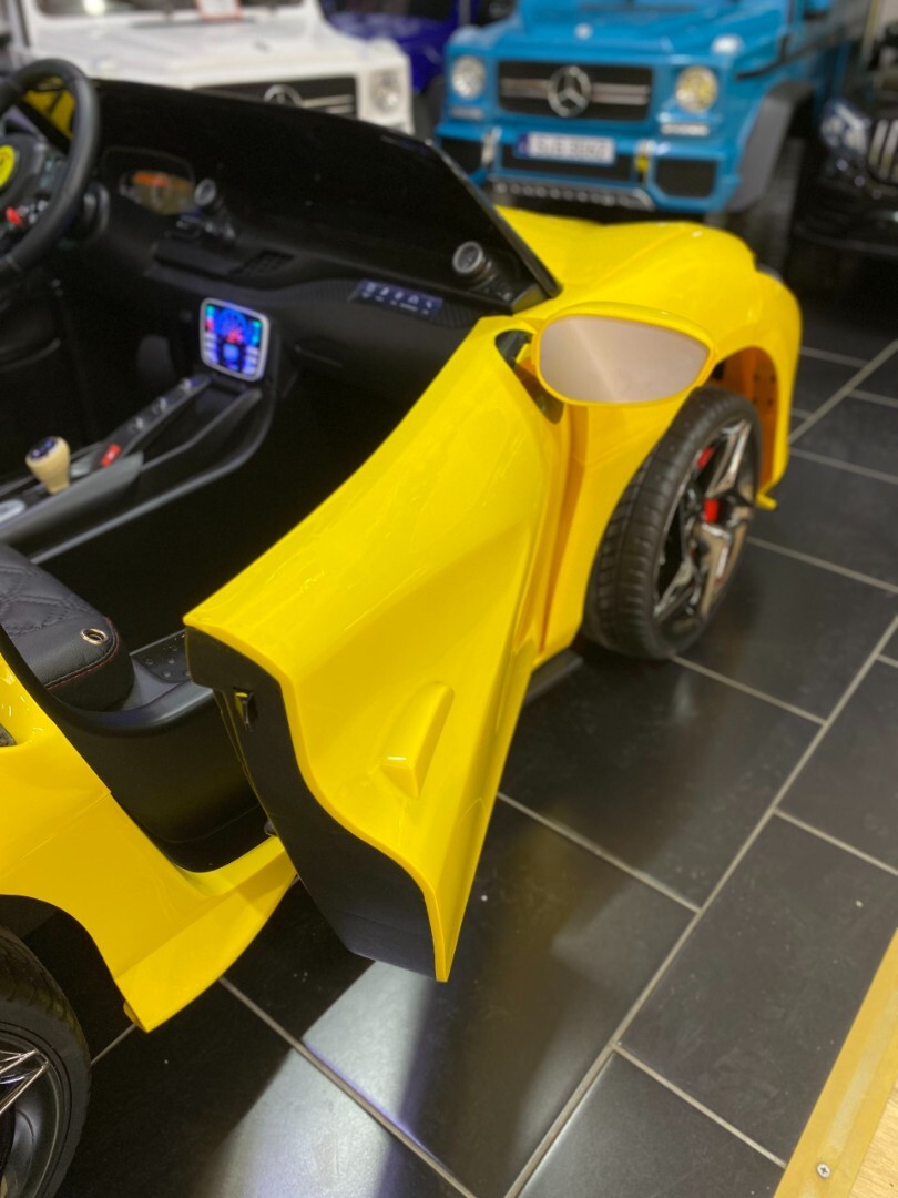 Детский электромобиль Ferrari F111FF — изображение 36