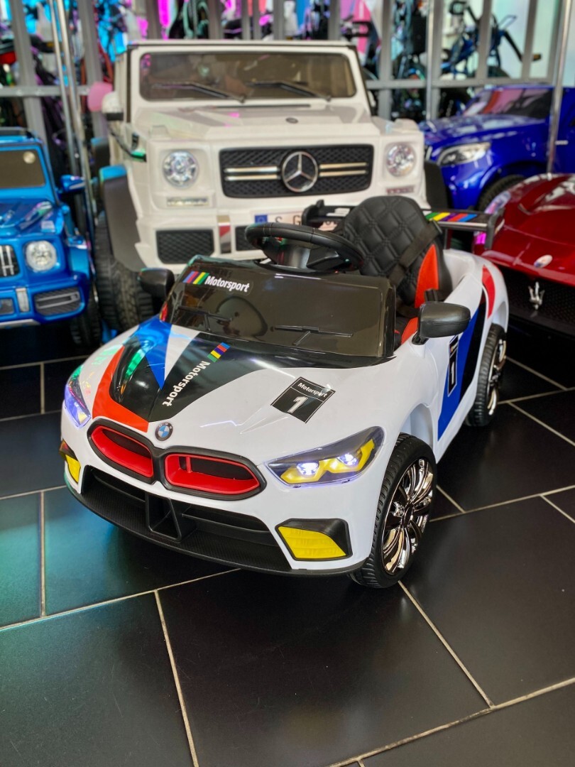 Детский электромобиль BMW F444FF