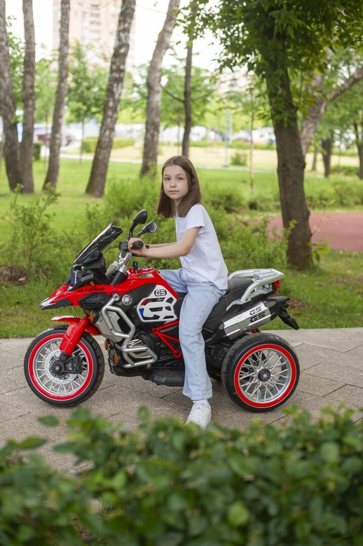 Детский электромотоцикл Moto М111БХ
