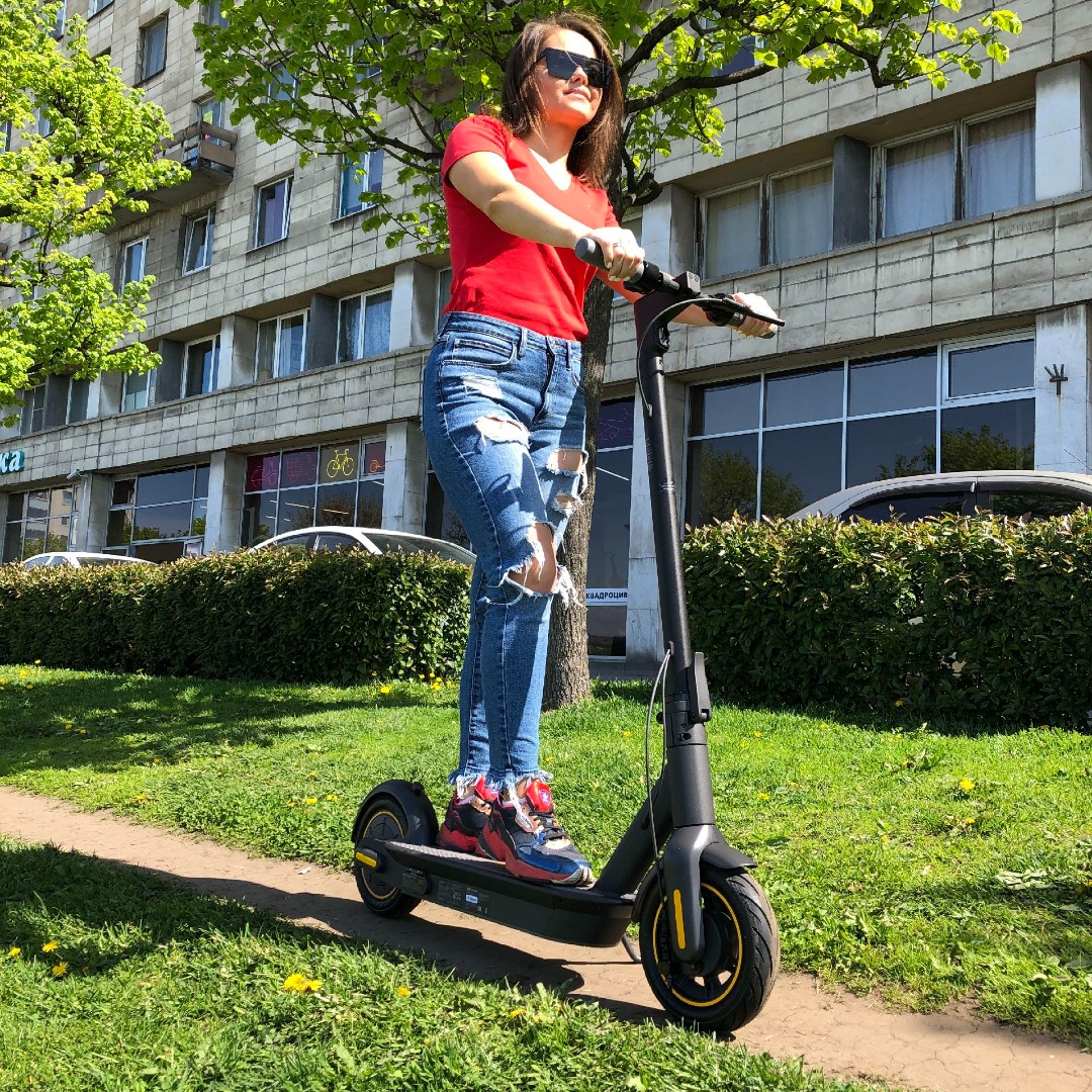 Электросамокат Ninebot KickScooter MAX