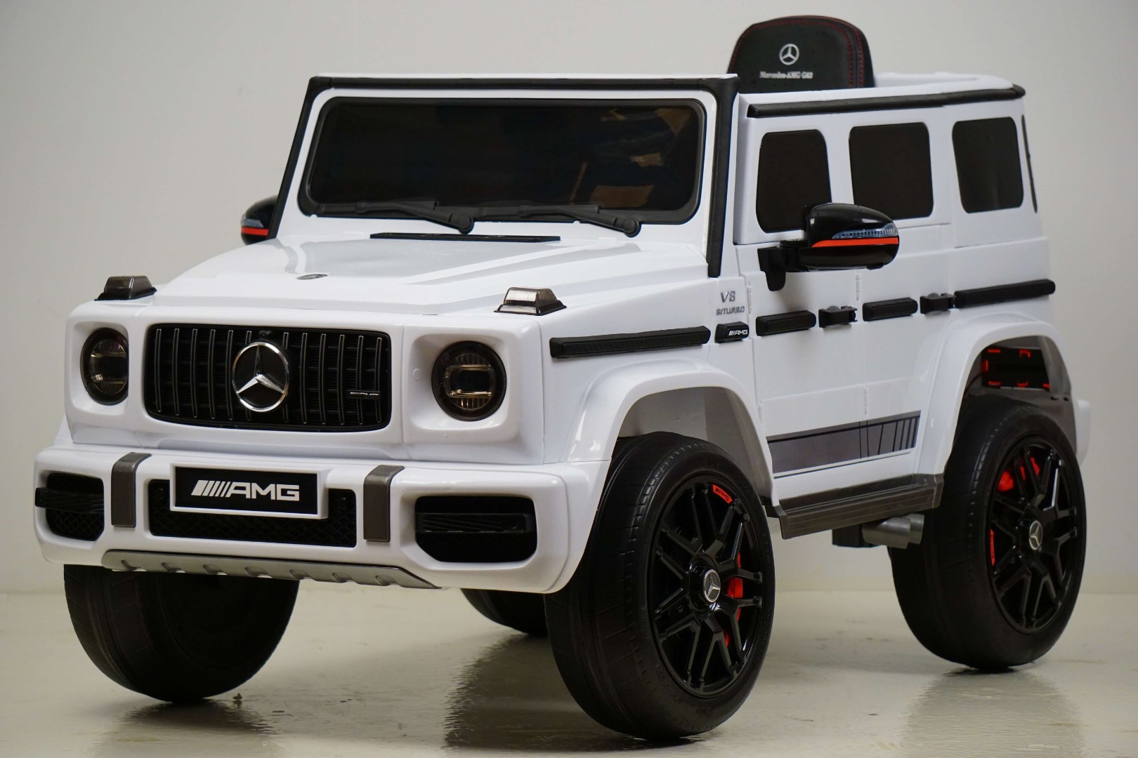 Детский электромобиль Mercedes-AMG G63 K999KK