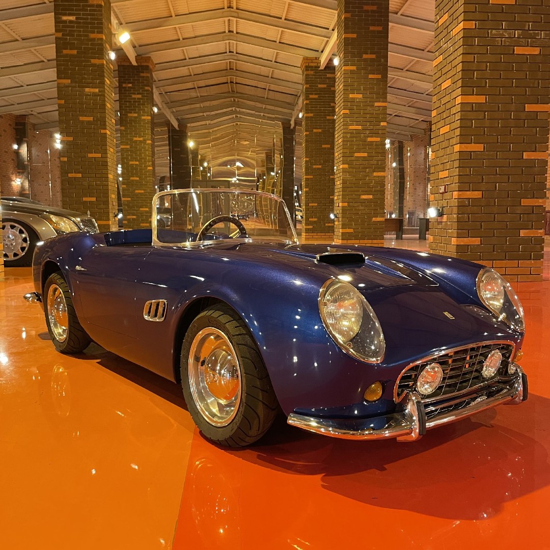 Детский электромобиль FERRARI CALIFORNIA 250 — изображение 39