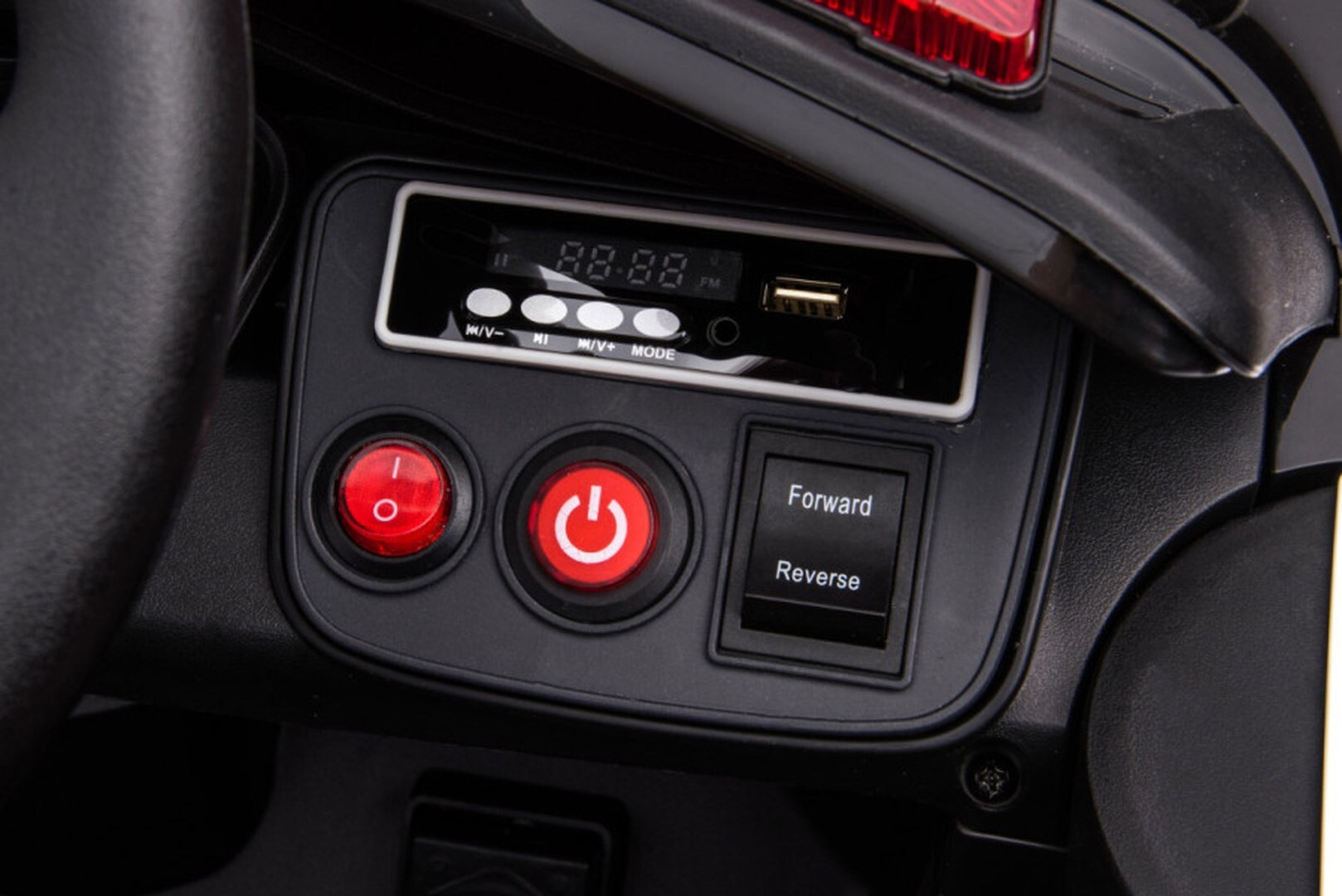 Детский электромобиль Dodge Challenger SRT — изображение 13