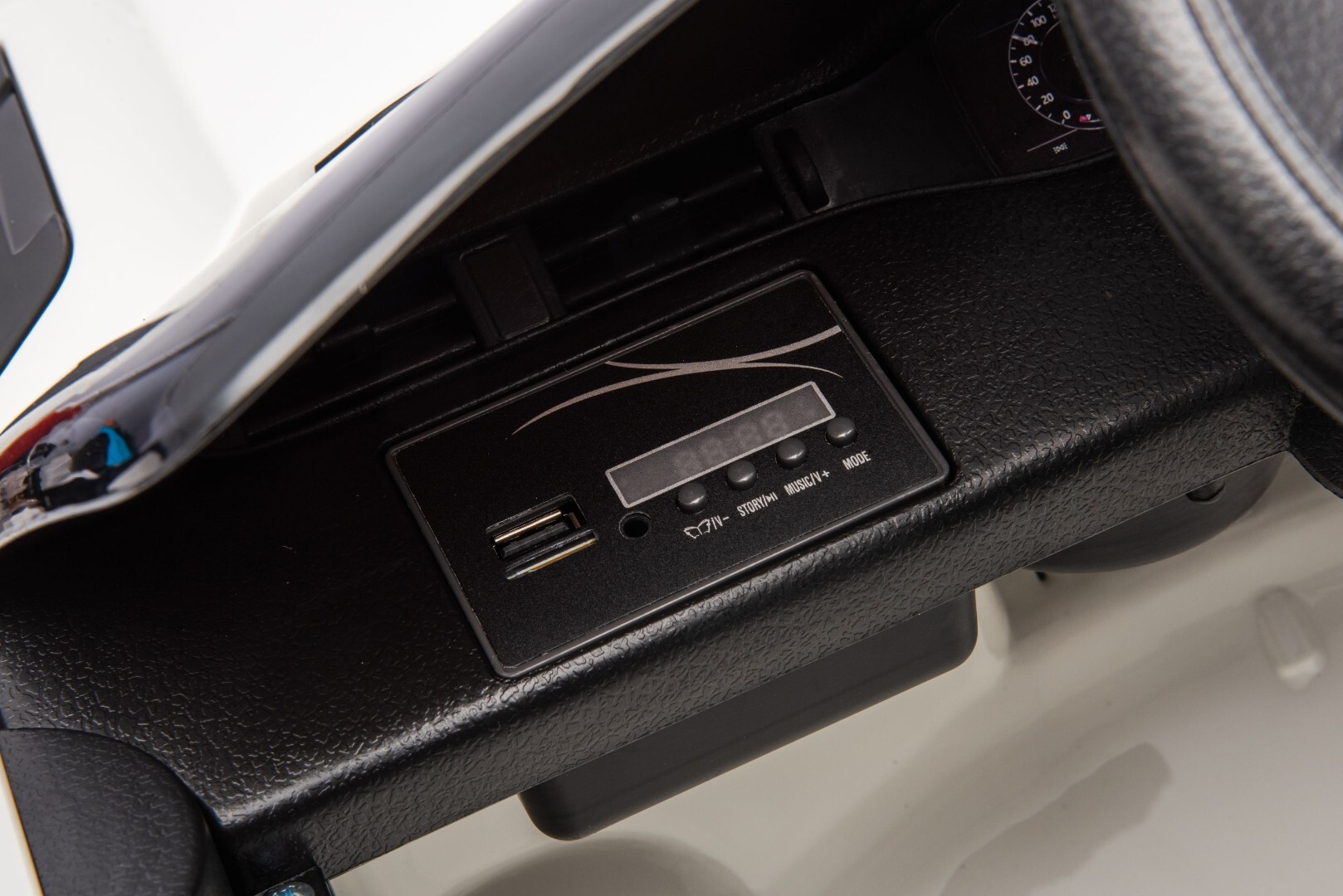 Детский электромобиль Land Rover Evoque 4х4 — изображение 25