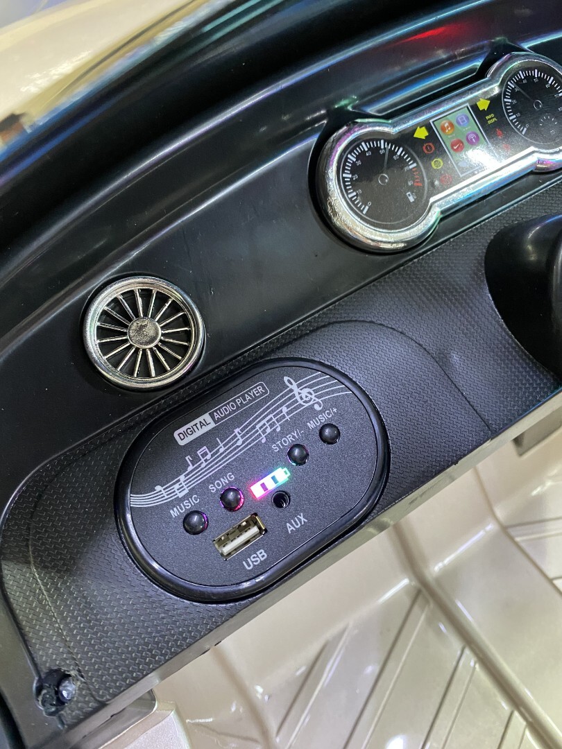 Детский электромобиль Bentley Continental — изображение 8