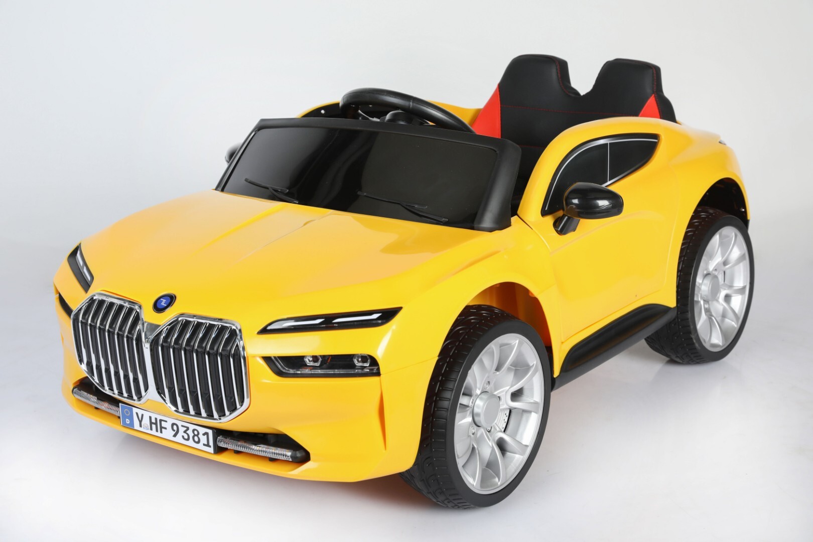 Детский электромобиль BMW i7 — изображение 4