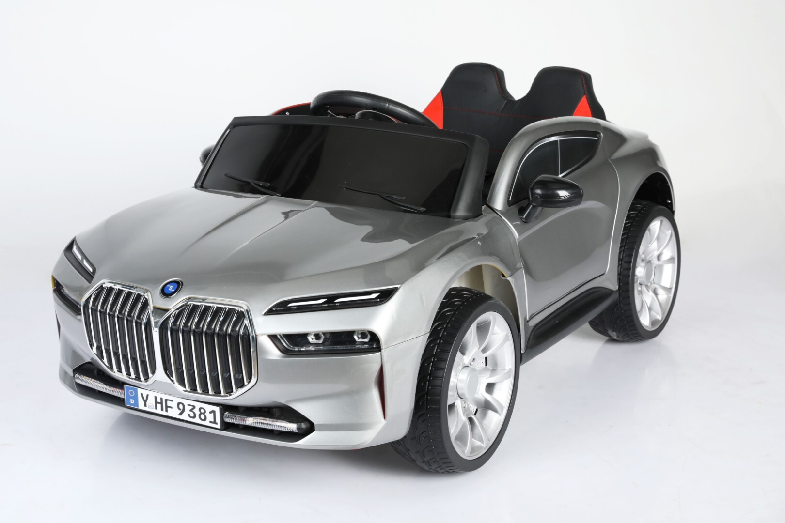 Детский электромобиль BMW i7 — изображение 6