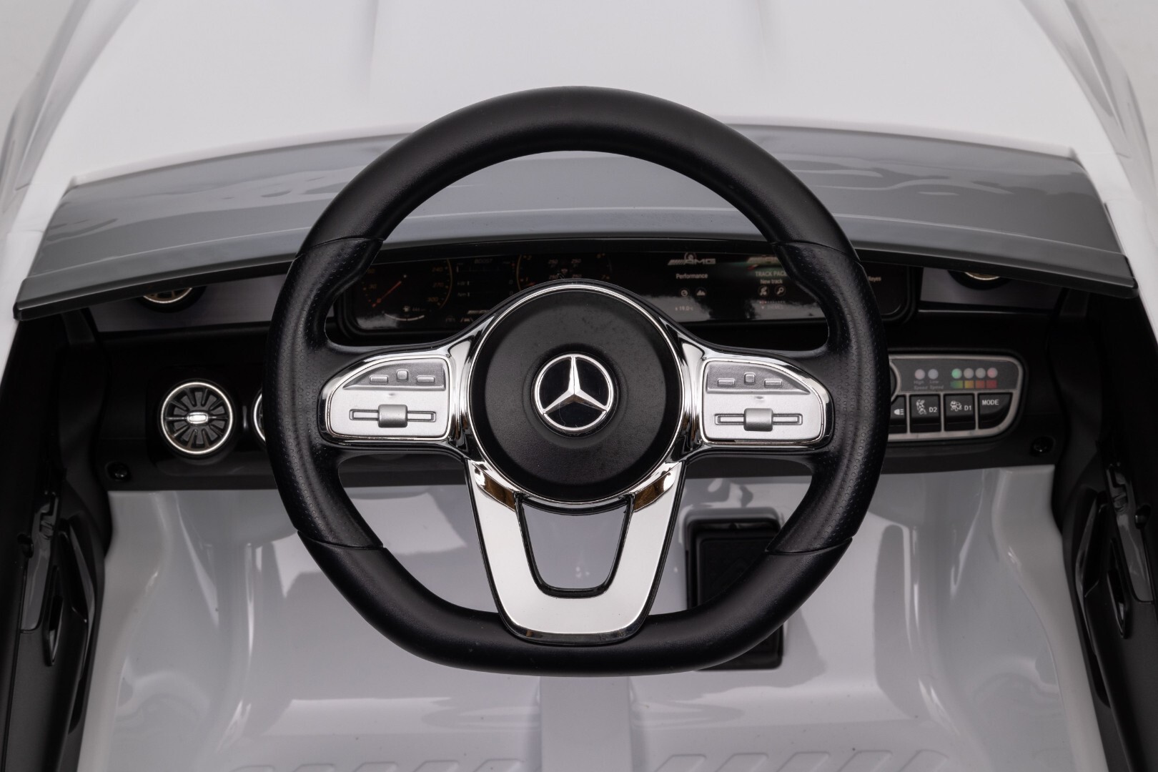 Детский электромобиль Mercedes-Benz CLA 45 4х4 — изображение 43