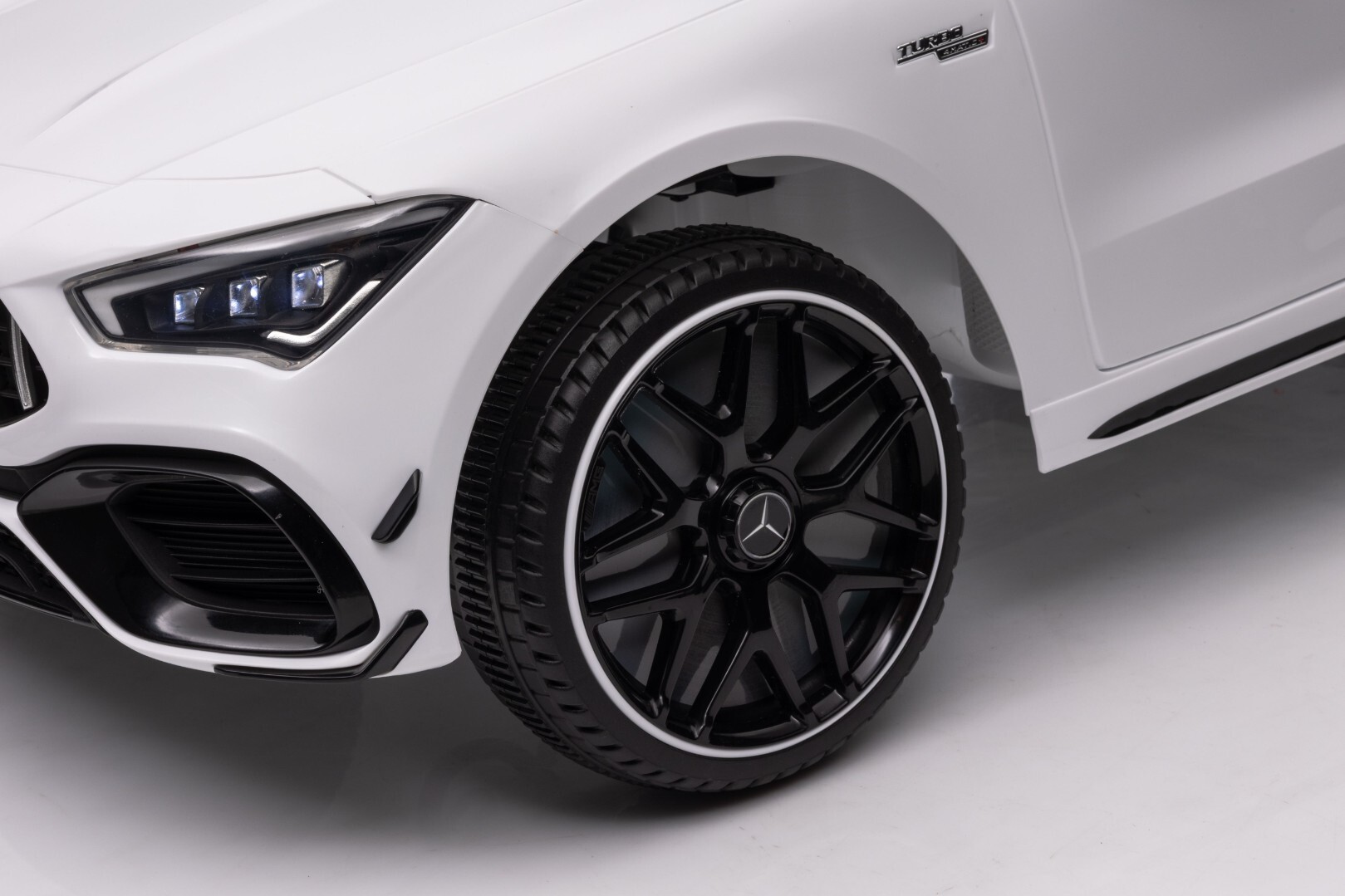 Детский электромобиль Mercedes-Benz CLA 45 4х4 — изображение 50