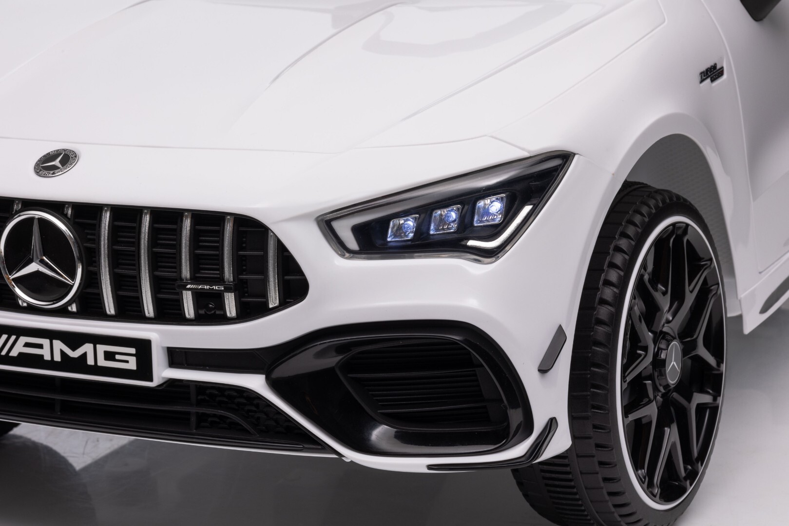 Детский электромобиль Mercedes-Benz CLA 45 4х4 — изображение 51