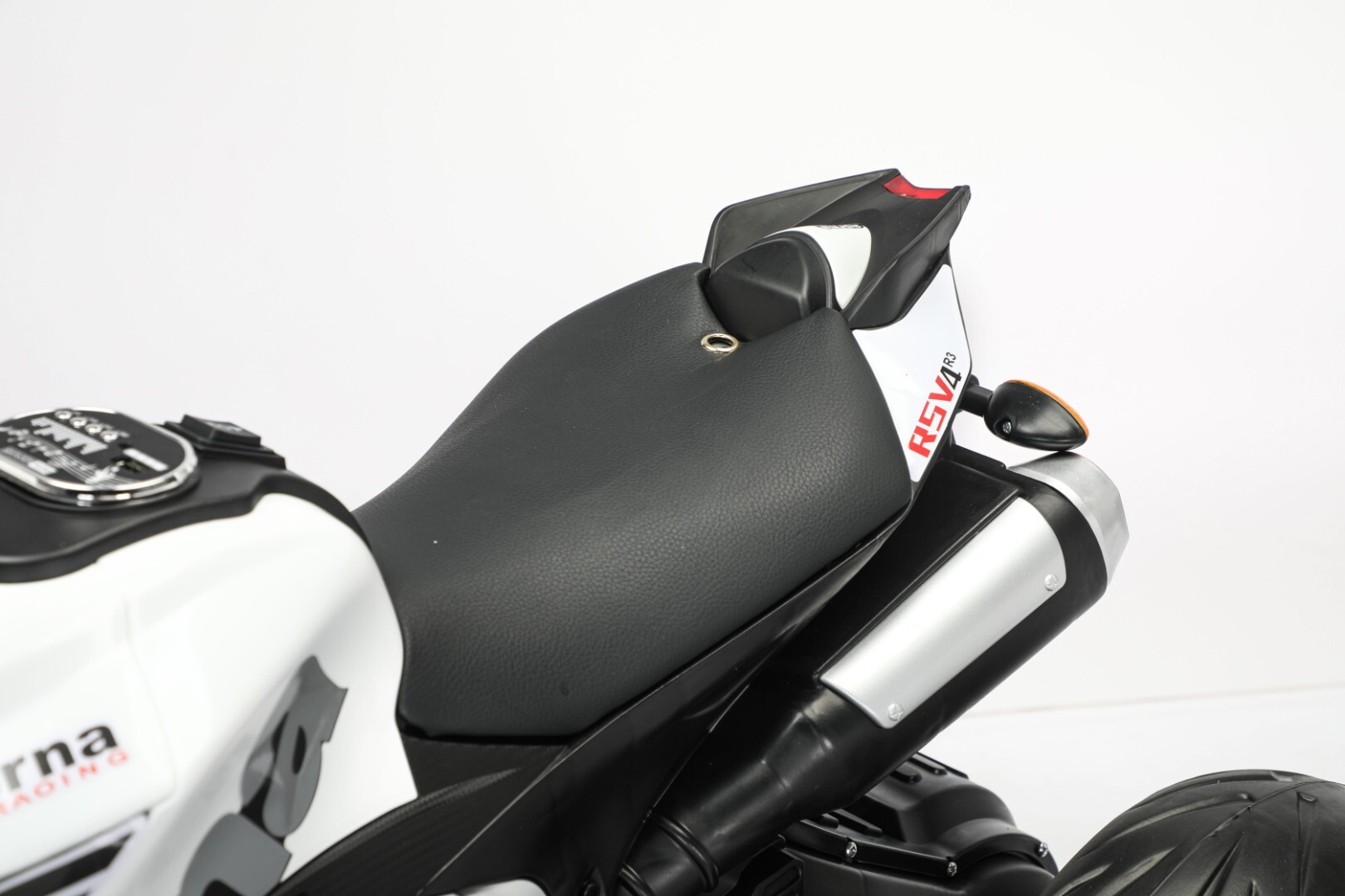 Детский электромотоцикл Moto Aprilia 3.0 — изображение 8