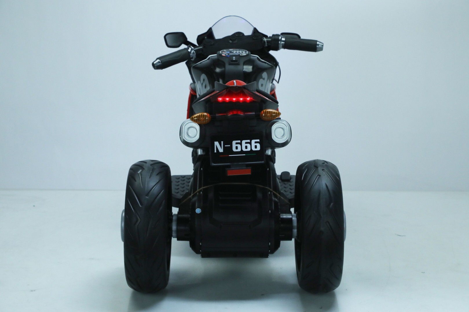 Детский электромотоцикл Moto Aprilia 3.0 — изображение 19