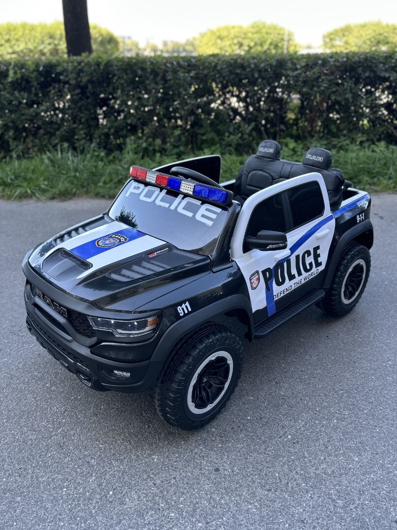 Детский электромобиль Dodge RAM 1500 TRX O111OO