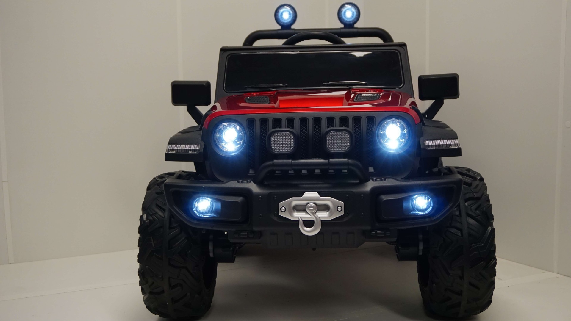 Детский электромобиль Jeep C555CC 4WD — изображение 46