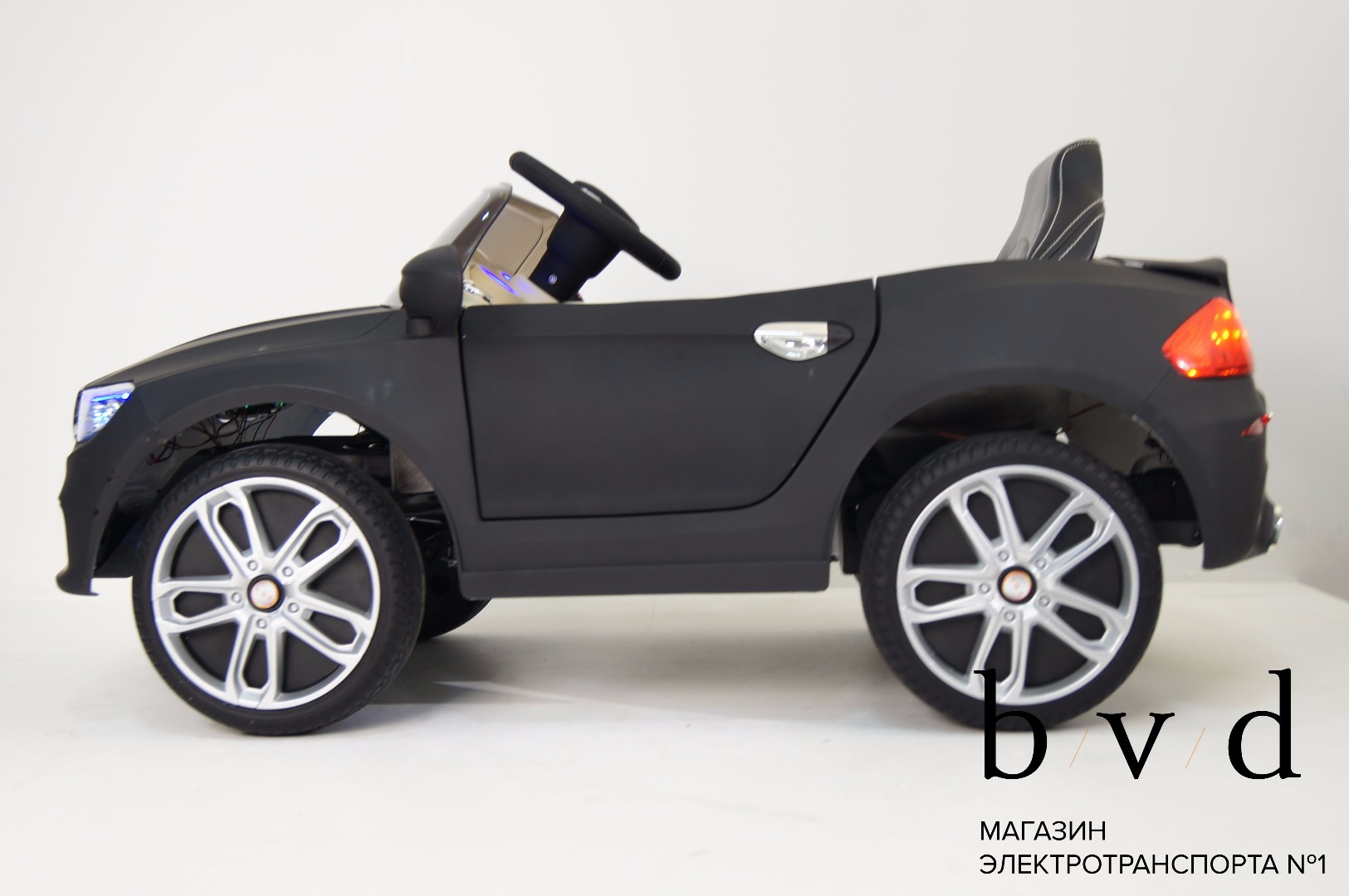 Детский электромобиль BMW P333BP — изображение 9