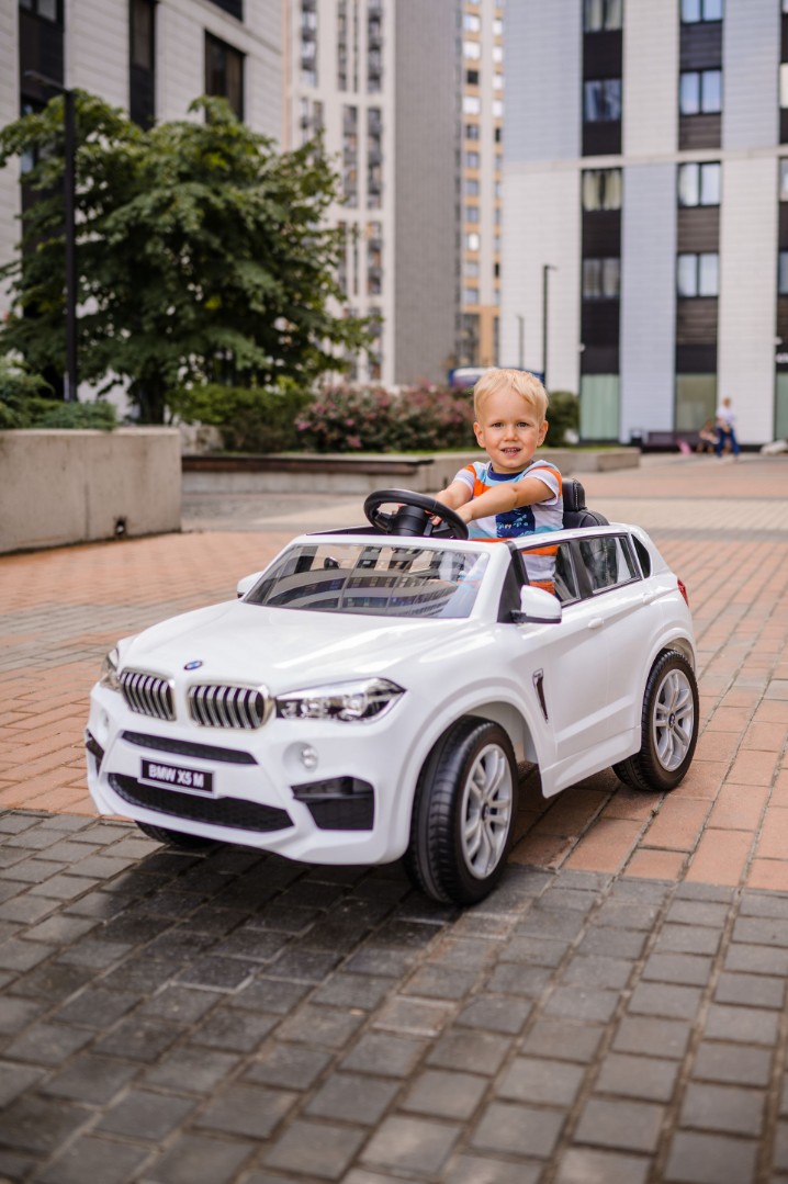 Детский электромобиль BMW X5M